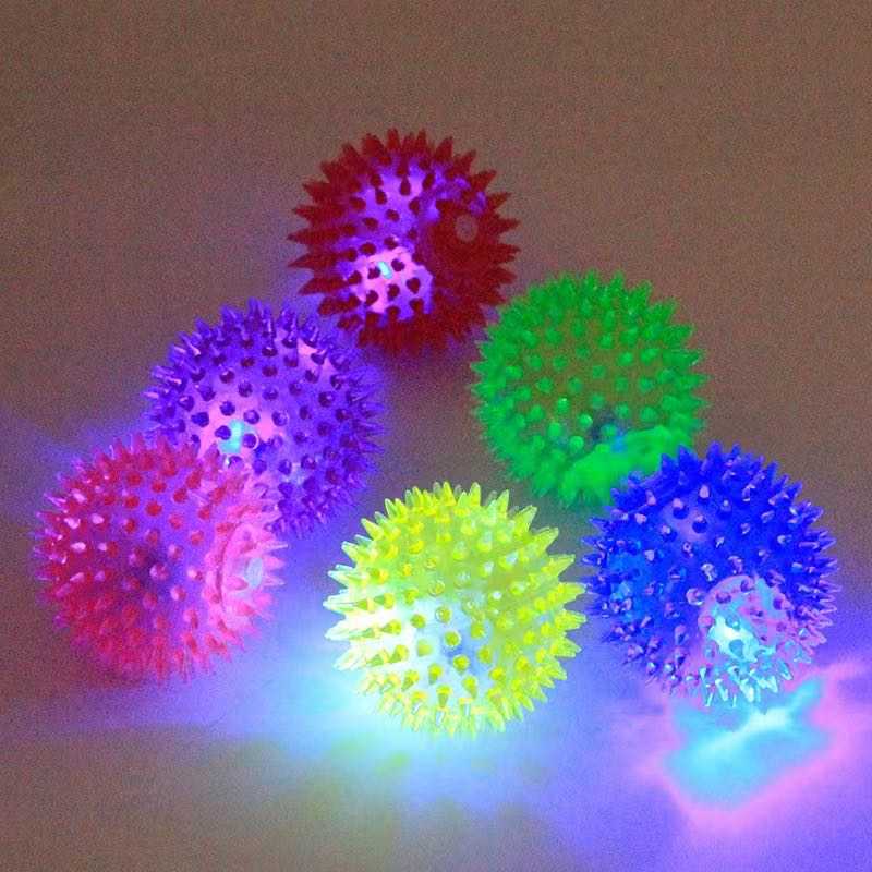 Kisállat világító labda-8,5cm